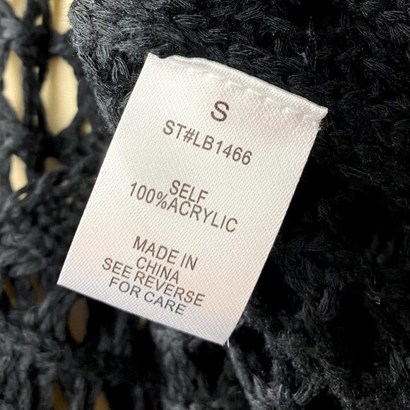 Better Be black gothic openwork crochet knit bell-sleeves crop sweater top NWT - Picture 6 of 7